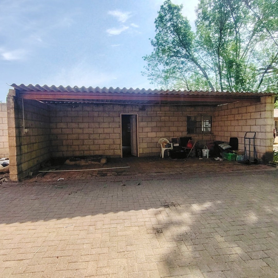 Commercial Property for Sale in Roodewal Free State